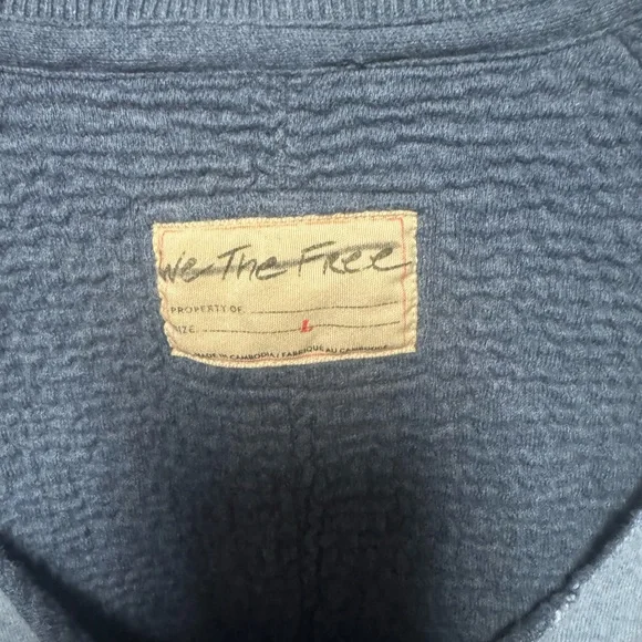 We The Free Midnight Pullover in Blue Size Medium retail $158 Like New! - Picture 5 of 5